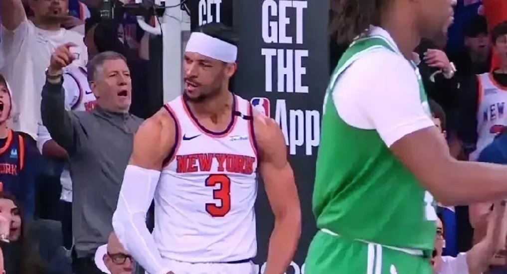 包含尼克斯绝杀辽宁队,霍勒迪统治全场的词条 包含尼克斯绝杀辽宁队,霍勒迪统治全场的词条