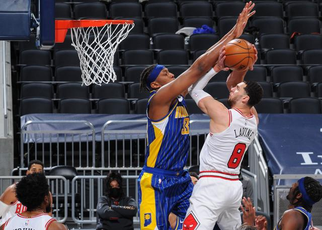 鹈鹕横扫北京队,拉文扛起全队 鹈鹕横扫北京队,拉文扛起全队