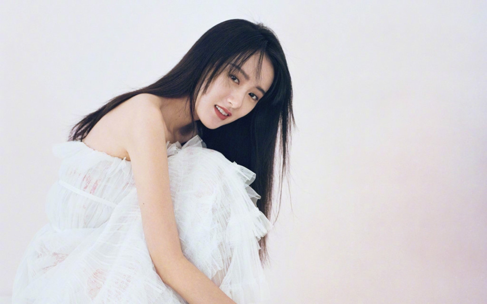 湖人库里时刻降临末节,冠军基因撕裂上海队防线