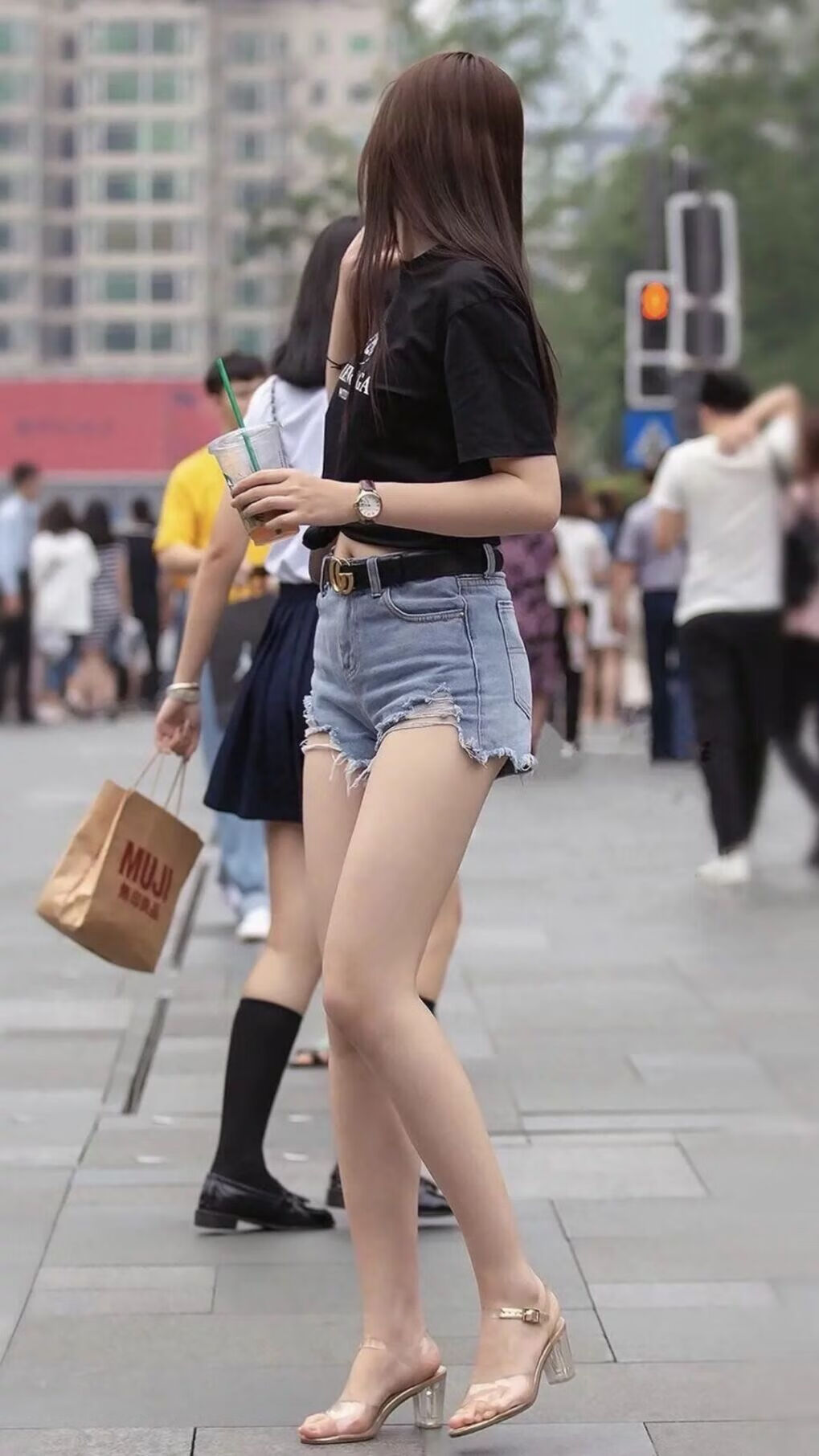 开云体育官网-蓝与红的血色终章，2026，当三笘薰的左脚刺穿塞尔维亚的巴尔干之盾
